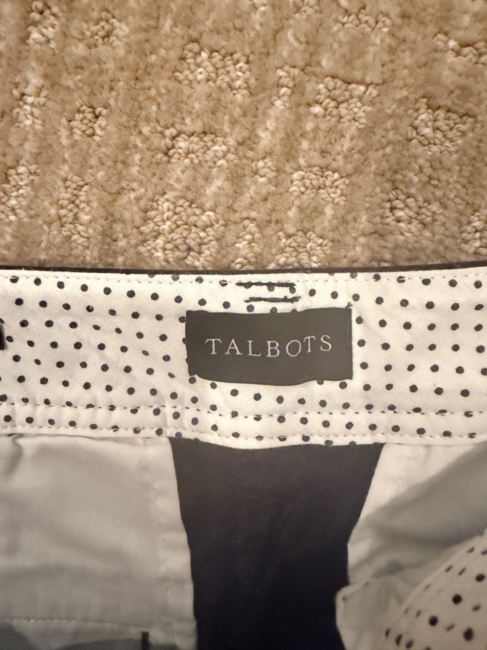 Talbots - Navy BluePerfect 10 1/2" Shorts. NWOT - Picture 4 of 7